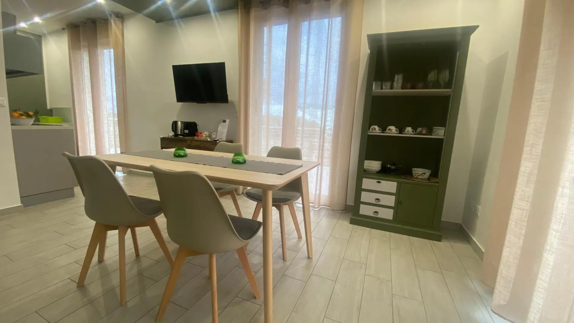 Apartament Orizzonte Loano 0*,